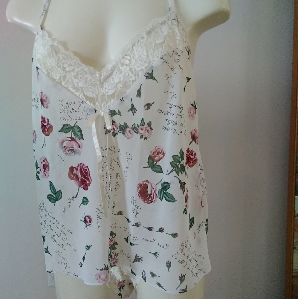 Cerie floral print cami/panty set  NWOT